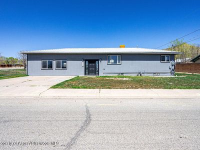 240 E 4th St, De Beque, CO, 81630