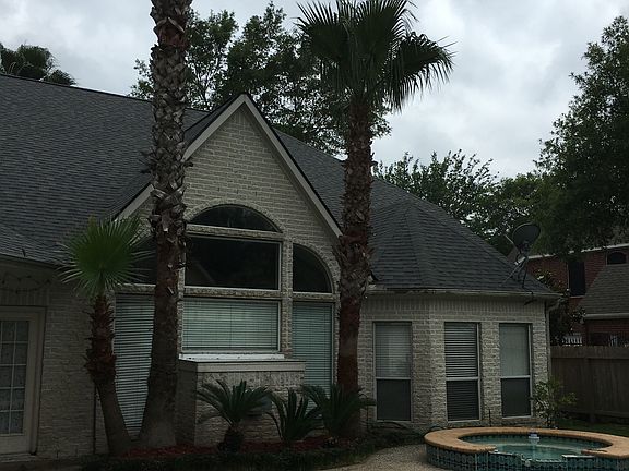 2nd image of 4422 Park Bend Dr