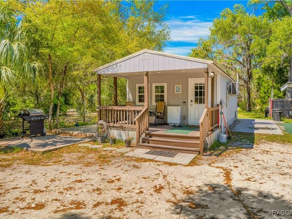 3165 S Anatole Way, Homosassa, FL 34448