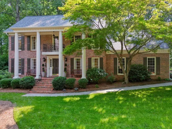 11940 Mountain Laurel Dr, Roswell, GA 30075