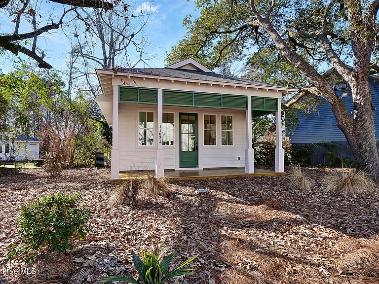 1102 Tree Canopy Way #A — Photo 2