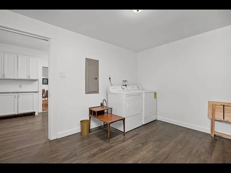 1213 N Pine St — Photo 10