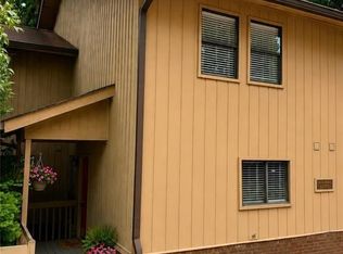 1702 Pine Tree Dr, Buford, GA 30518