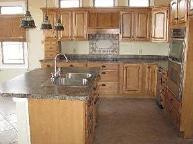 3rd image of 263 Highpoint Cir N
