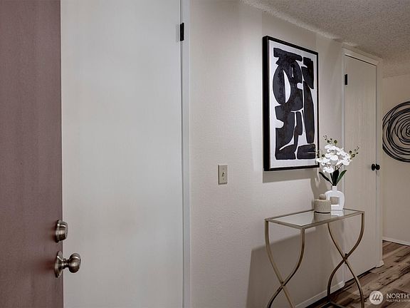 5th image of 8642 164th Avenue NE #B204