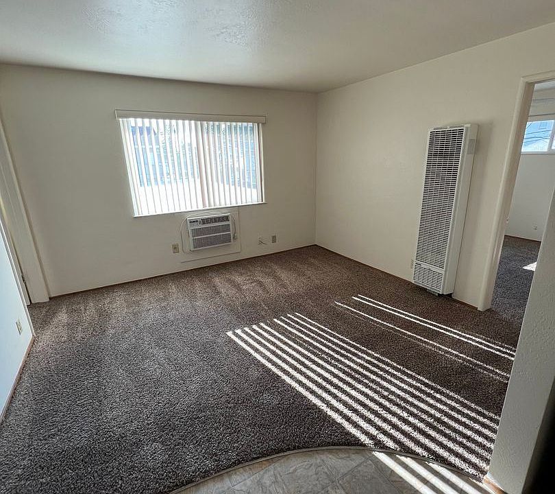 Oak St 428 W Apartments Lodi, CA Zillow