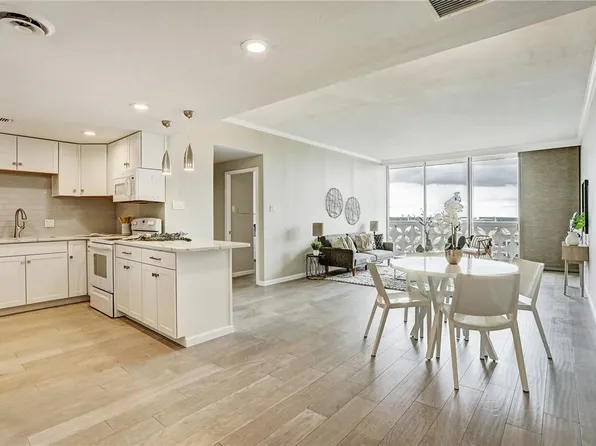 1801 Lavaca St APT 11F, Austin, TX 78701