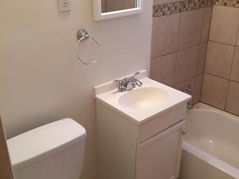 1433 Riverside Dr #6 — Photo 13