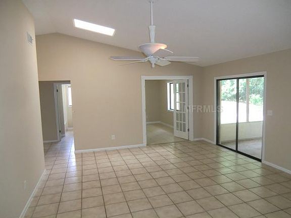 3rd image of 609 Marni Dr