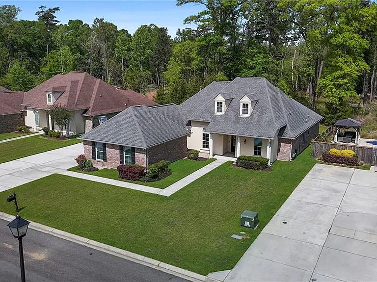 8929 Greenleaves Dr — Photo 29