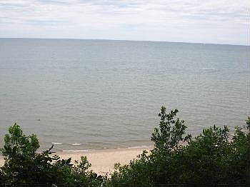 2nd image of 2969 Lakeshore Dr