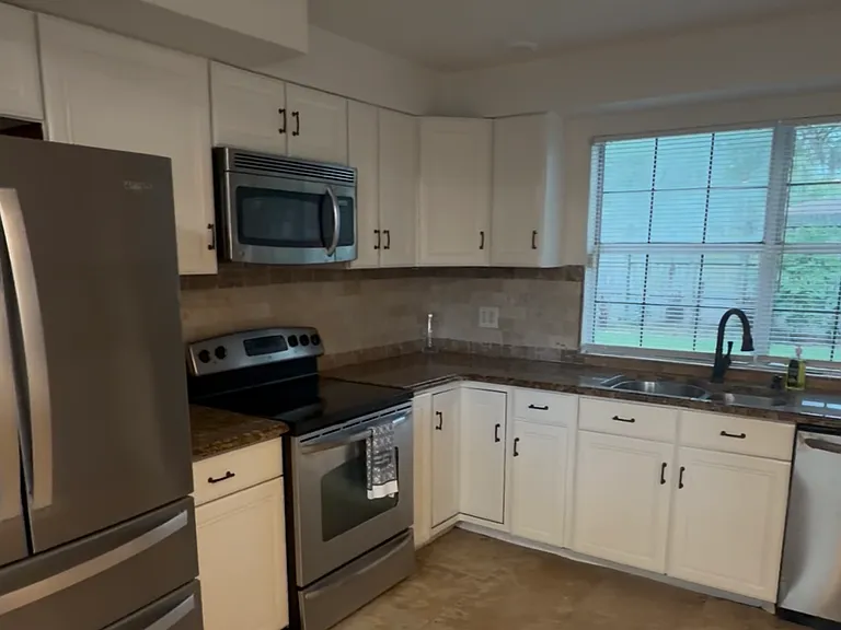 3057 Bridlewood Ln — Photo 14