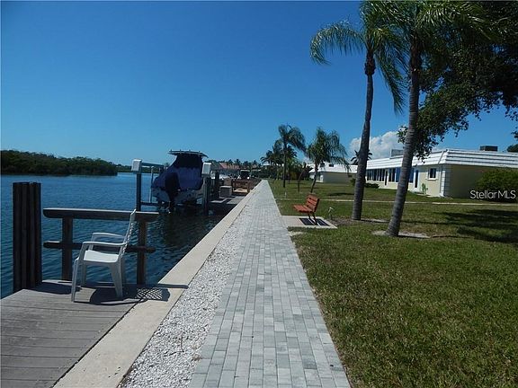 3rd image of 5934 Tidewood Ave #9