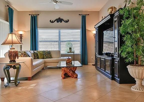 3rd image of 2291 Nackman Pl
