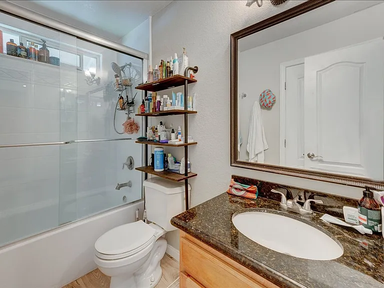 510 Calle Montecito #60 — Photo 12