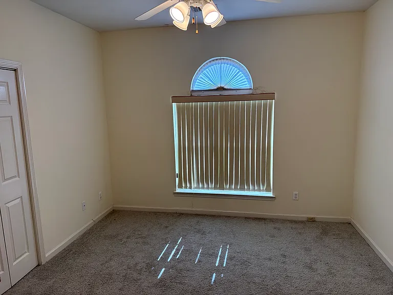 2753 Bridgegate Trce NE — Photo 9