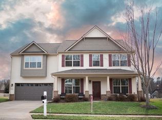 241 Fair Oaks Ct, Mebane, NC 27302