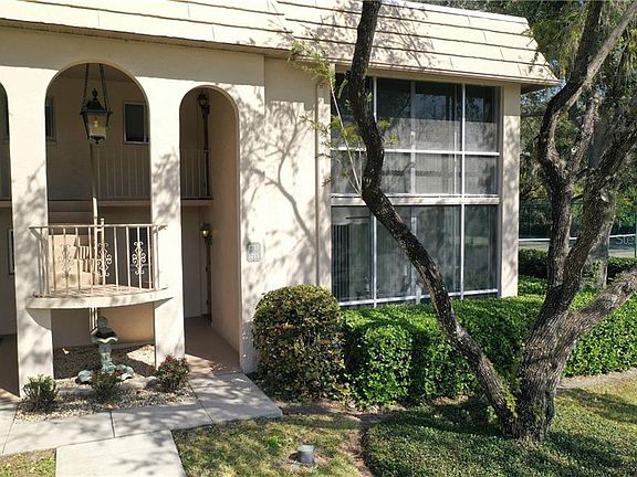 2nd image of 1715 Southwood St #1715