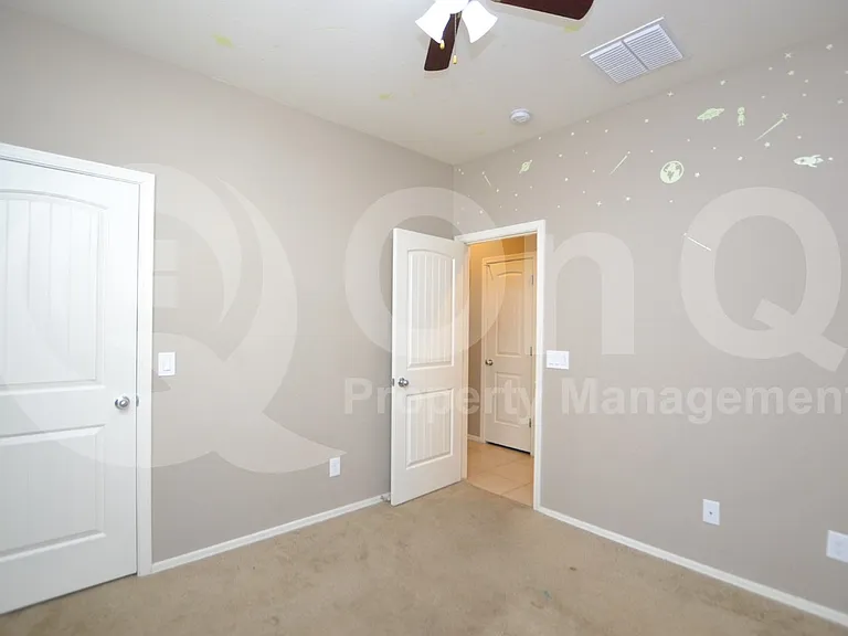 12039 W Briles Rd — Photo 9