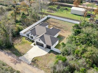 26605 Fawn Dr, Hempstead, TX 77445