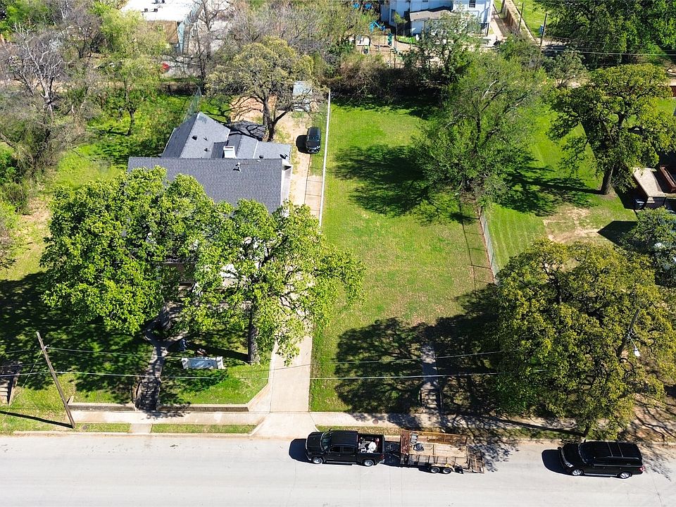 1st image of 1830 Park Row Ave