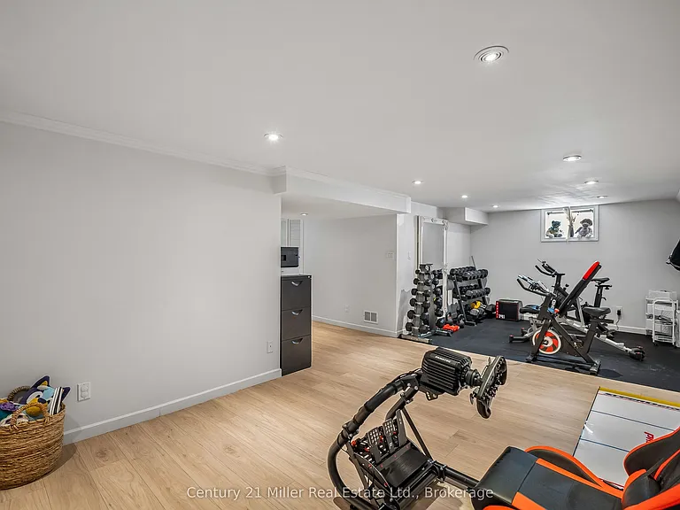 1583 Blanefield Rd — Photo 34
