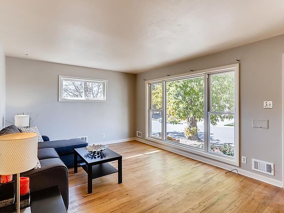 5th image of 10684 Clarkson Ct