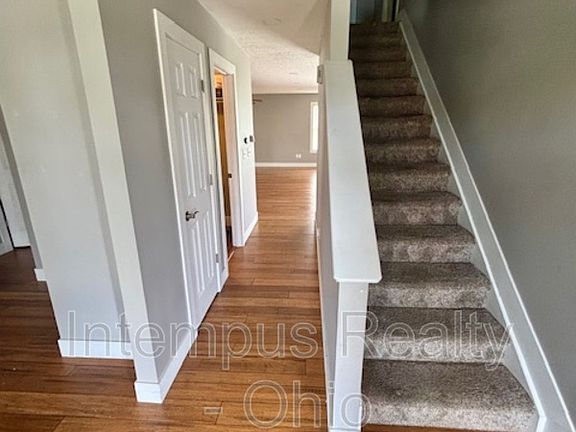 3rd image of 1482 Geranium Dr