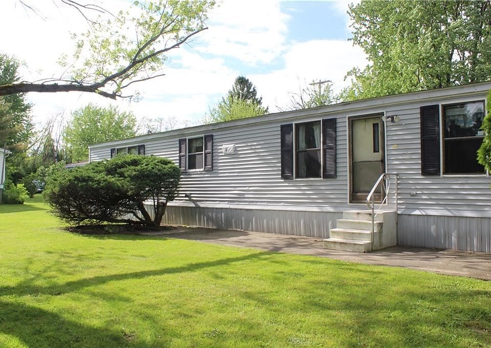 1st image of 44 Hillside Dr