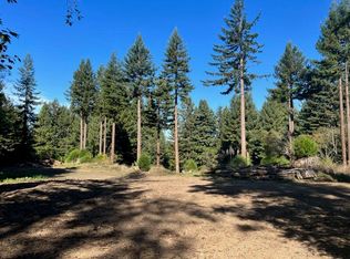 3775 Greenwood Heights Dr, Kneeland, CA 95549