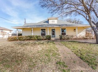 1501 S College Ave, Decatur, TX 76234