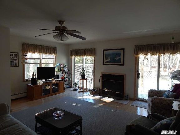 3rd image of 30 N Trainor Ave