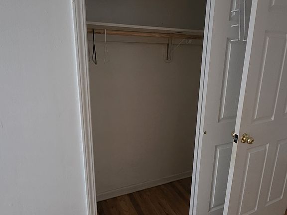 4th image of 1079 Magnolia Ave