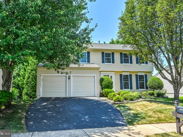 10124 Lavender Flower Ct, Manassas, VA 20110