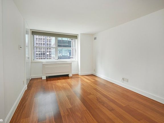 5th image of 112 W 56th St APT 16S