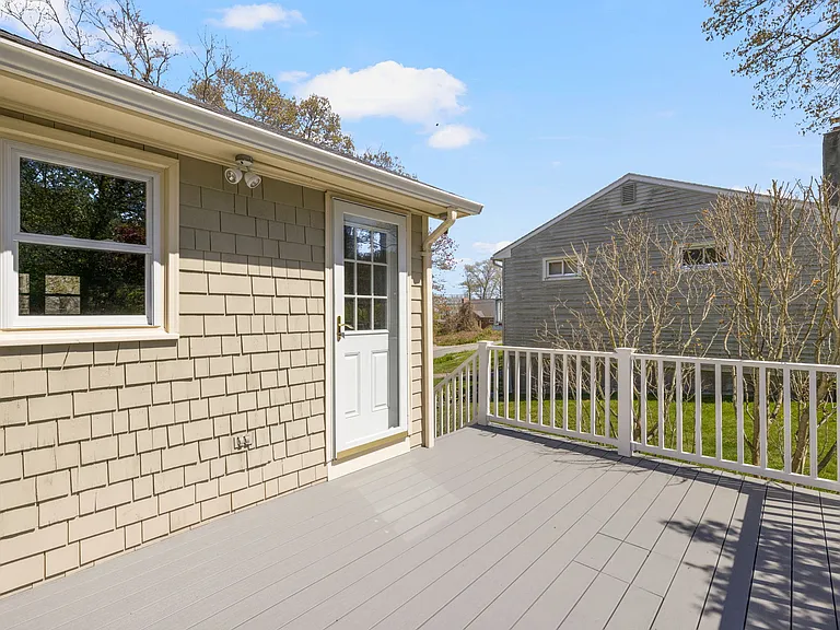 21 Spindrift Dr — Photo 29