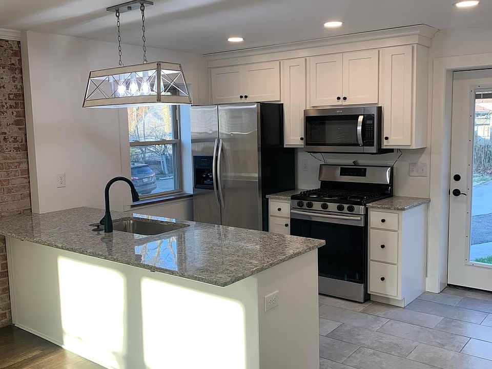 1st image of 3944 Hazel Ave #1