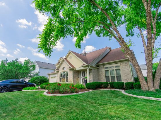 1590 Crowfoot Cir S, Hoffman Estates, IL 60169