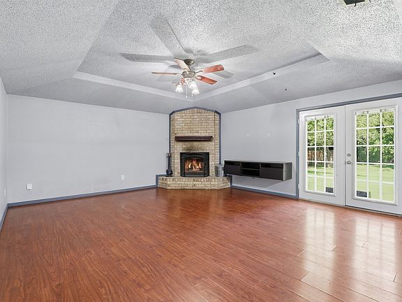 5th image of 1309 Berry Dr