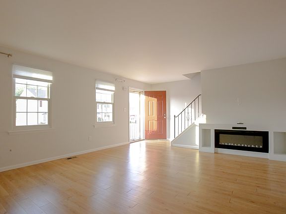 5th image of 1211 Fredrick Blvd