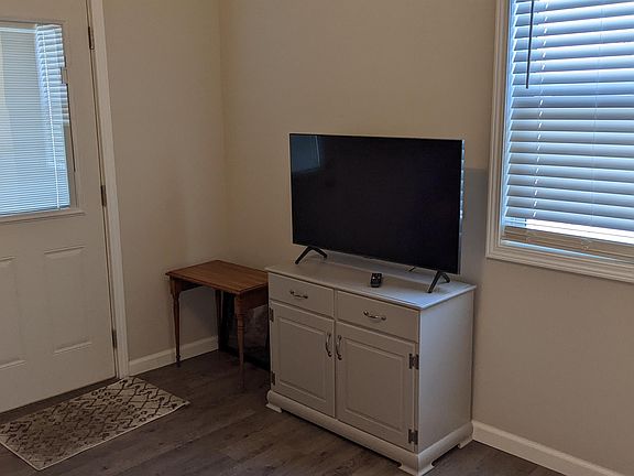 3rd image of 531 W Hardin St #1