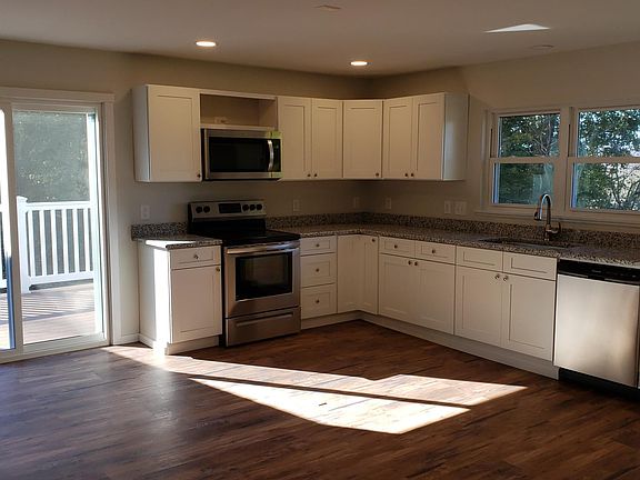 kitchen with slider to private deck