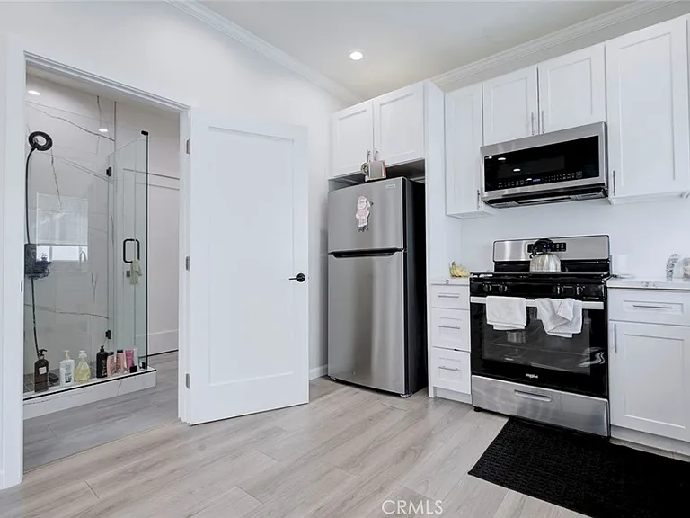 10531 Greenburn Ave — Photo 43