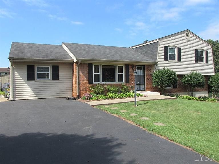 1st image of 401 Woodway Dr