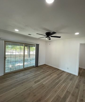 4th image of 34581 Road 132
