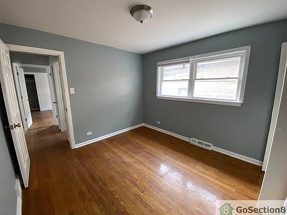 5th image of 7814 S Essex Ave #2