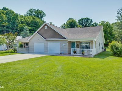 105 Willow Oak Ct, Bristol, VA, 24201