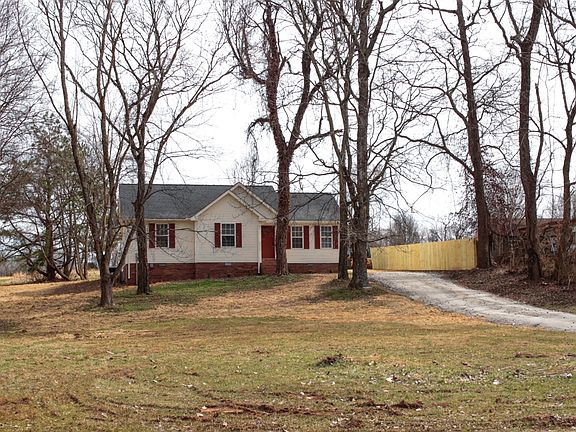 3rd image of 1623 Woods Ferry Rd