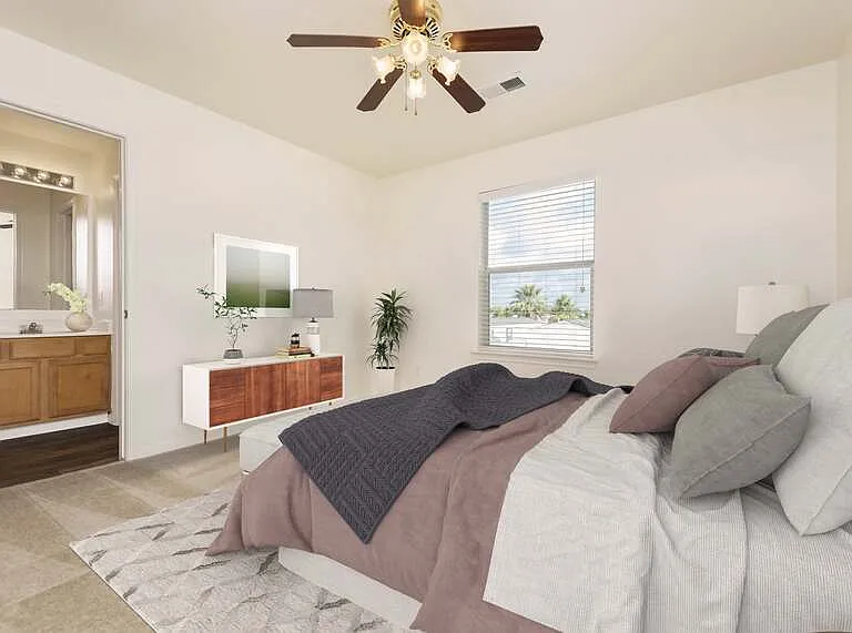 2130 Saint Lucia Calle — Photo 15
