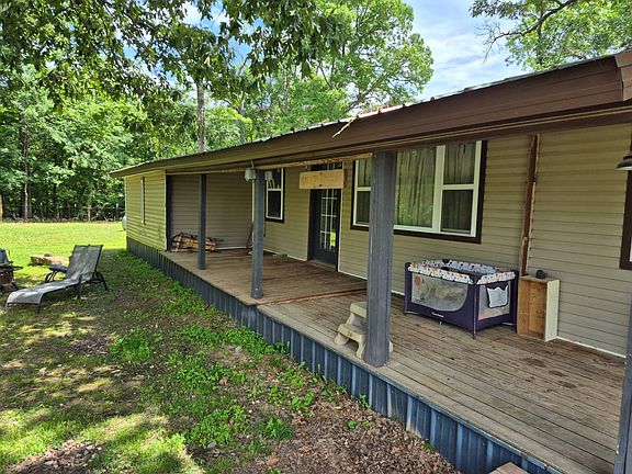 3rd image of 678 Baggs Rd